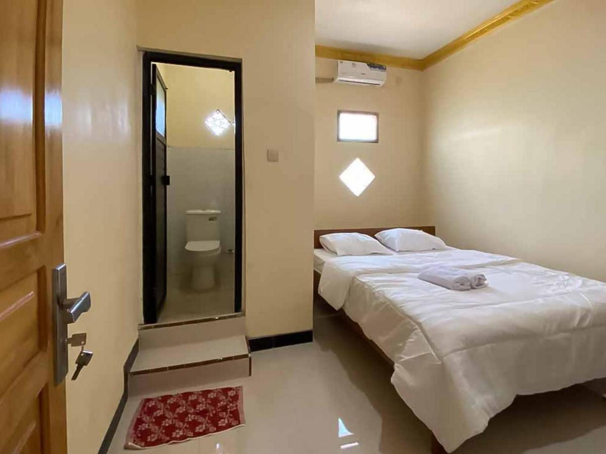 Palace Syariah Homestay Redpartner Banyuwangi  Exteriör bild
